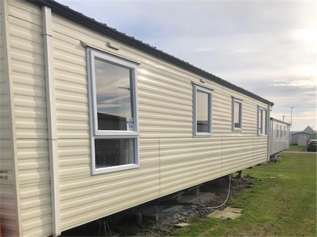 Caravan thumbnail 4