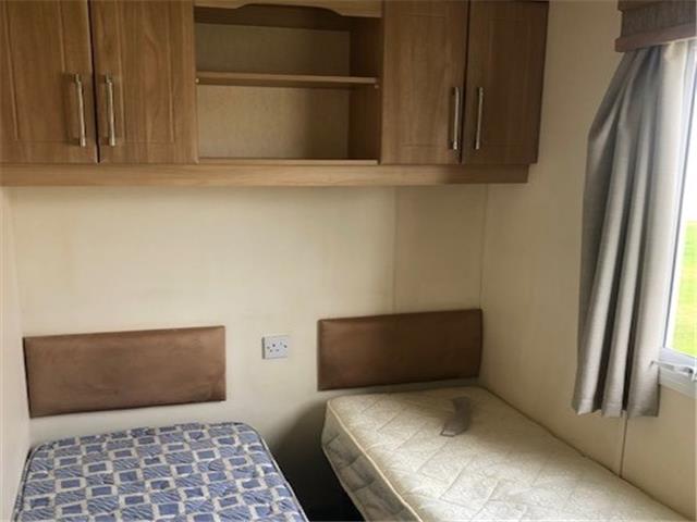 Caravan thumbnail 10
